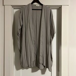 Aritzia Talula oversized grey kimono